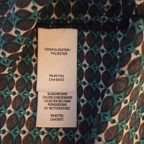 Laundry By Shelli Segal Green And Blue Geometeic Design Blouse Size XS - Picture 5 of 6